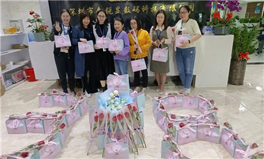 人間三月天，最美女神節(jié)